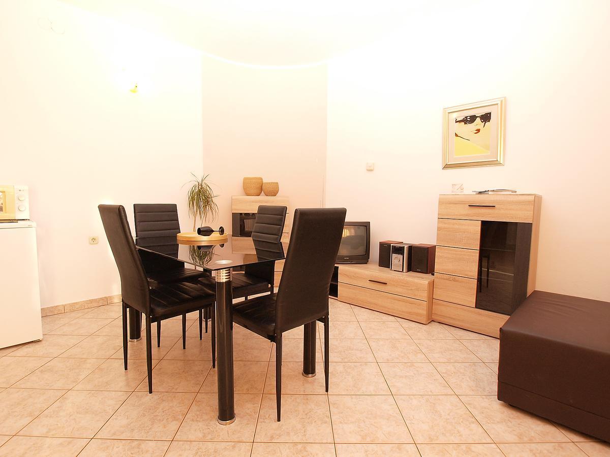 Apartments Dusanka 799 Fazana Luaran gambar