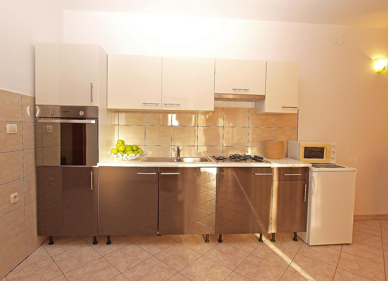 Apartments Dusanka 799 Fazana Luaran gambar